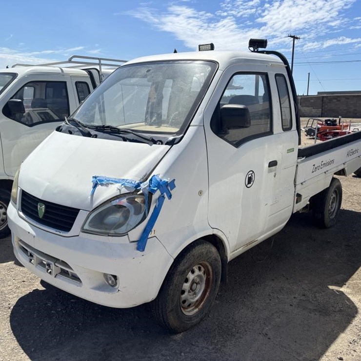 2009 Tianjin Qingyuan LSV Utility Truck