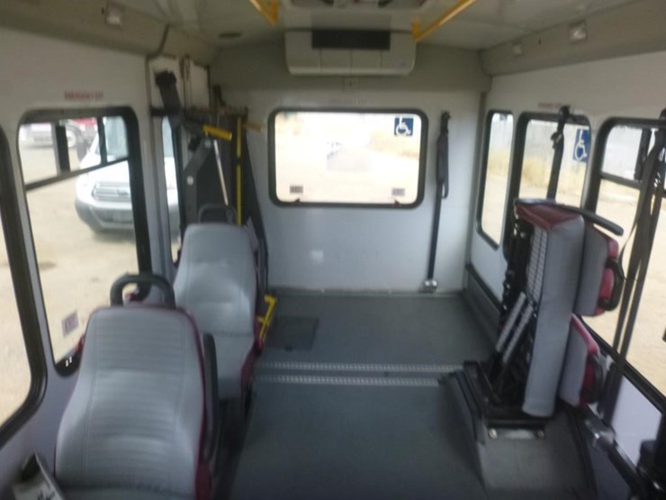 2019-ford-transit-image-7