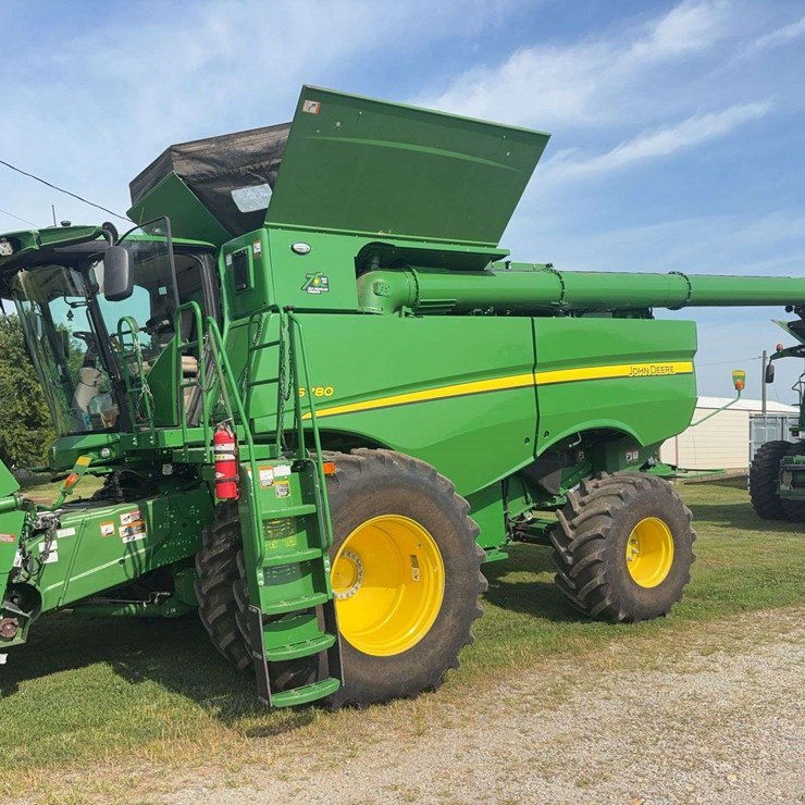 2023 JOHN DEERE S780