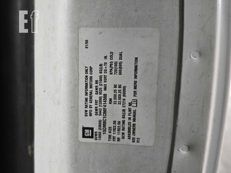 2006-gmc-topkick-c8500-image-31
