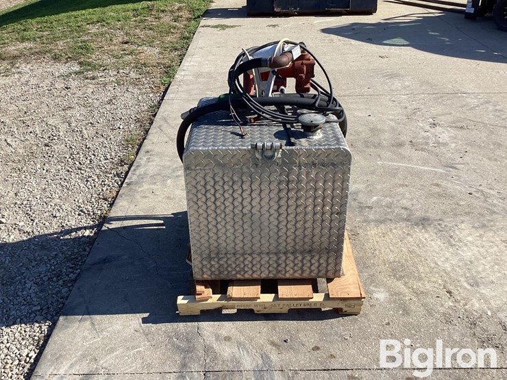 aluminum-fuel-tank-w/pump-&-nozzle-image-7
