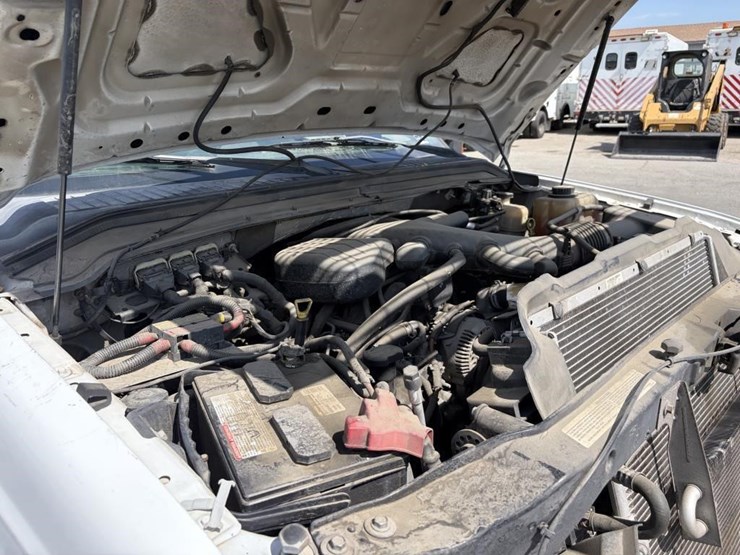 2008-ford-f550-image-8