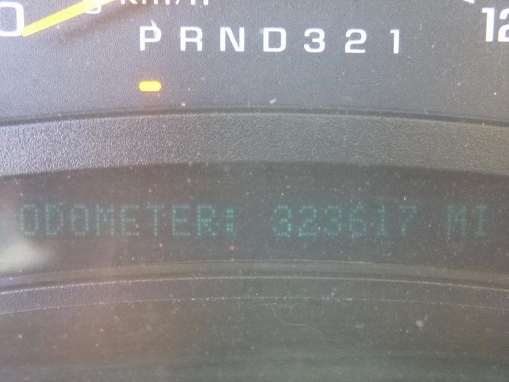 2007-chevrolet-2500-image-16