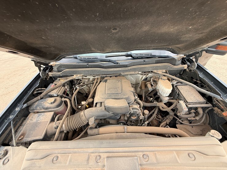 2018-chevrolet-silverado-2500hd-image-24
