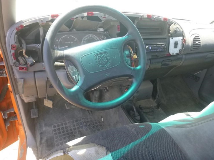 1999-dodge-2500-image-11