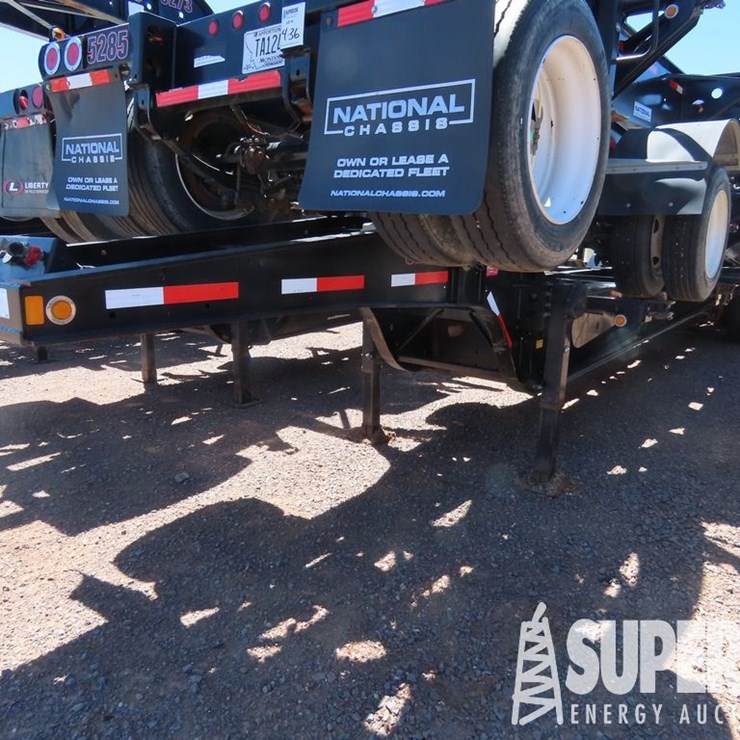 2018 CIMC SZJ9347TS254 Tandem Spread Axle Sandbox Transport Trailer