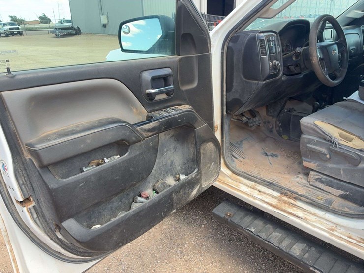 2015-chevrolet-silverado-2500-image-41