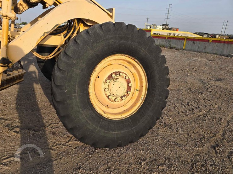 caterpillar-120h-image-26