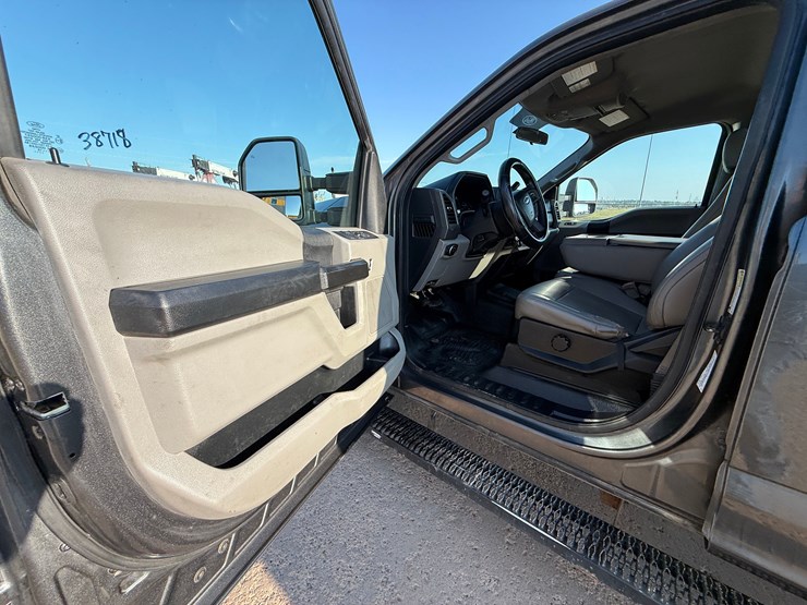 2019-ford-f250-image-12