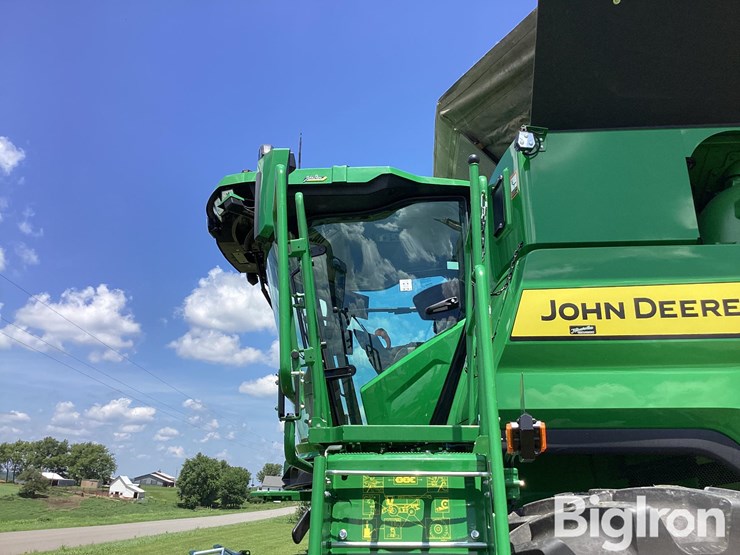 2025-john-deere-s7-700-image-20