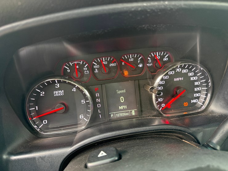 2019-chevrolet-silverado-2500hd-image-17