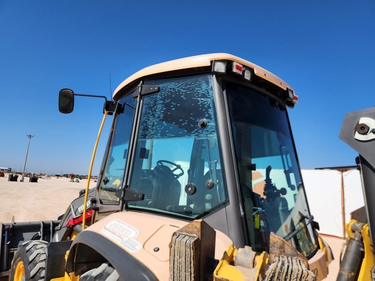 volvo-bl70b-image-14