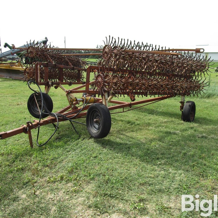 CrustBuster Front Fold Rotary Hoe