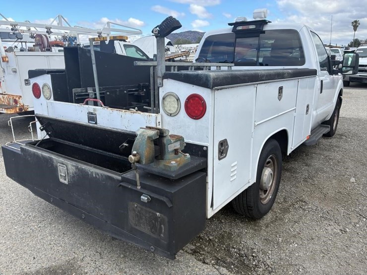 2015-ford-f250-image-3