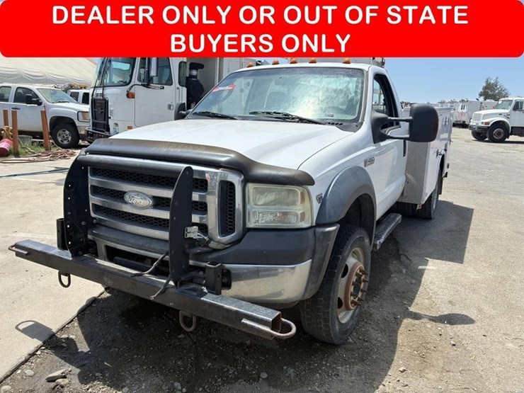 2006-ford-f450-image-1
