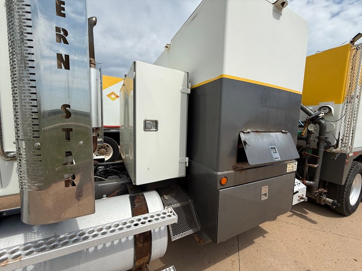 2009-western-star-4900-image-24