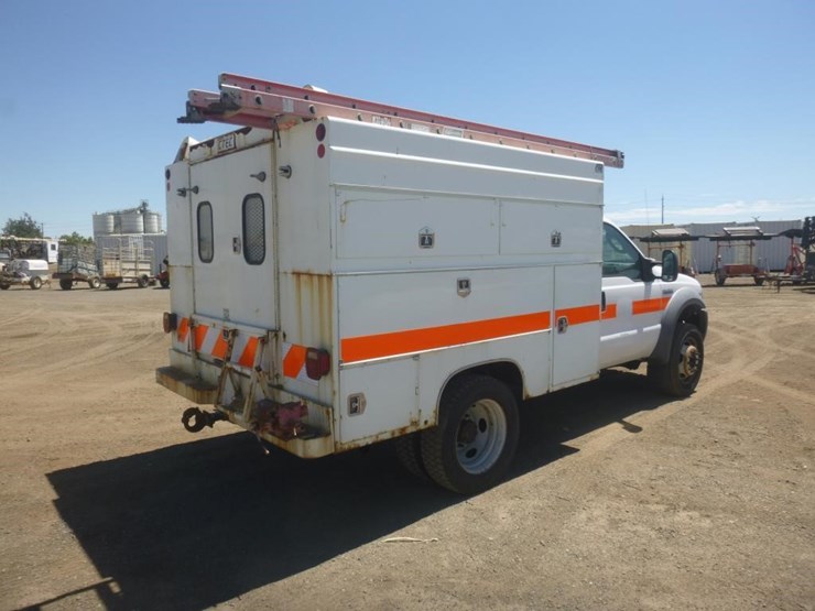 2005-ford-f450-image-3