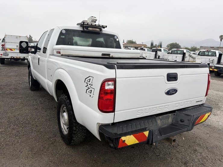 2013-ford-f250-sd-image-4