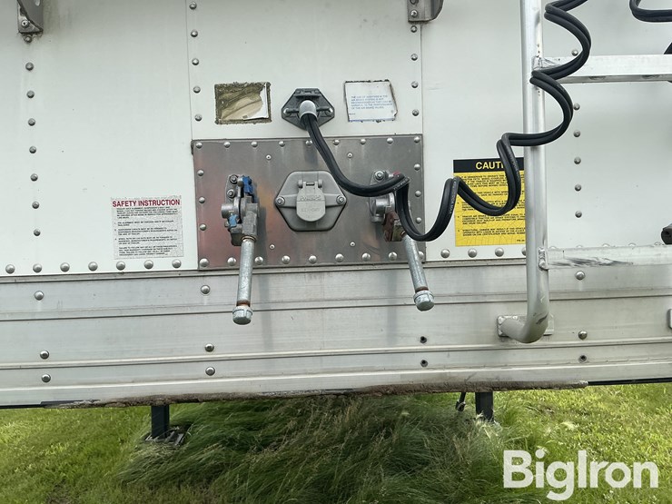 2015-stoughton-grain-trailer-image-11