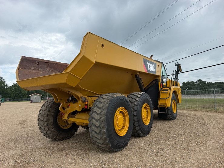 caterpillar-730c-image-4