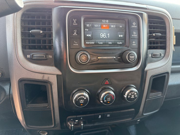 2015-ram-2500-hd-image-16