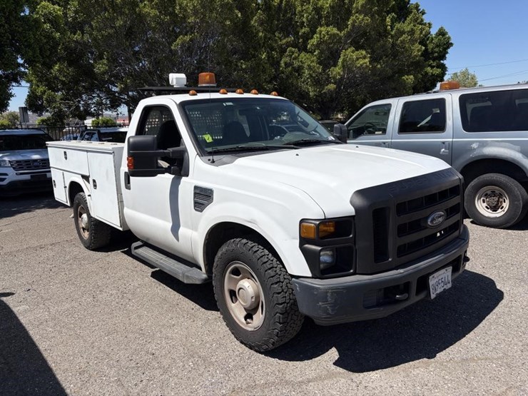 2009-ford-f350-image-2