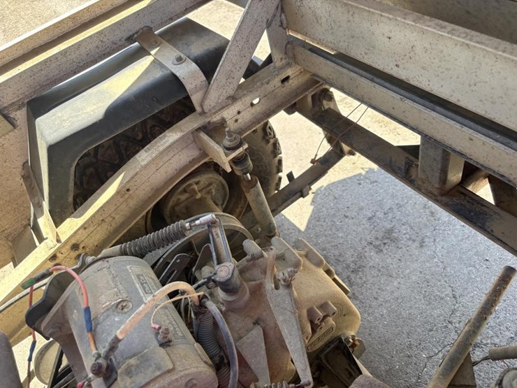 club-car-utility-truck-image-29