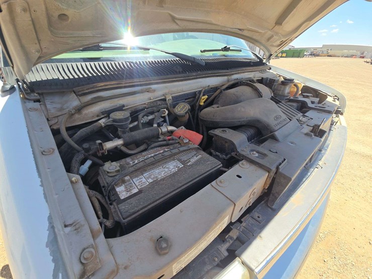 2007-ford-e350-image-24