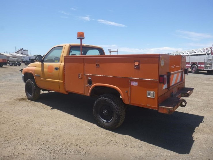 1999-dodge-2500-image-4