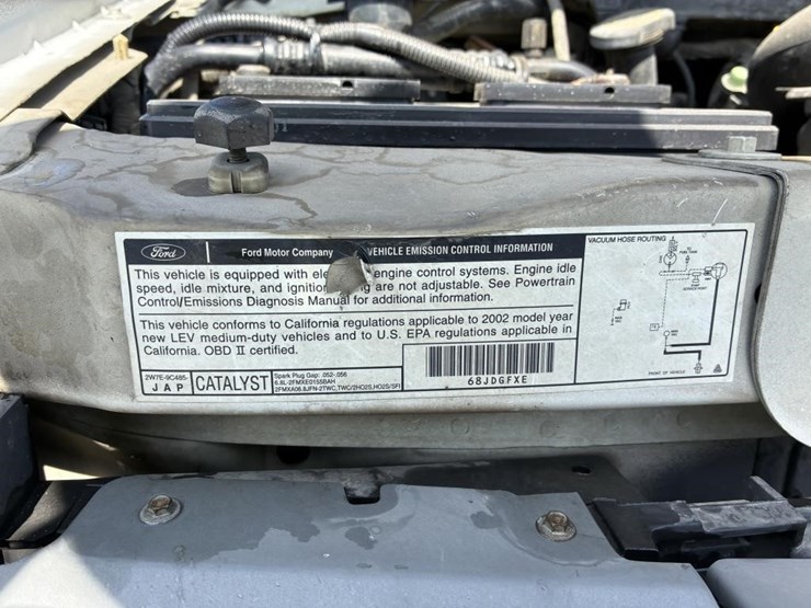 2002-ford-e350-image-14