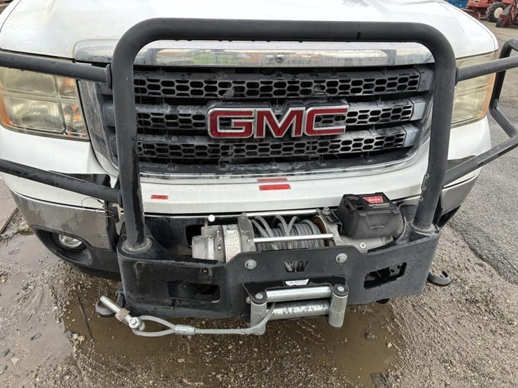 2012-gmc-sierra-3500-image-10