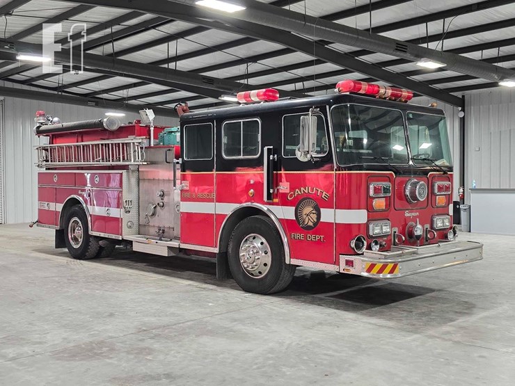 1991-seagrave-pumper-image-2