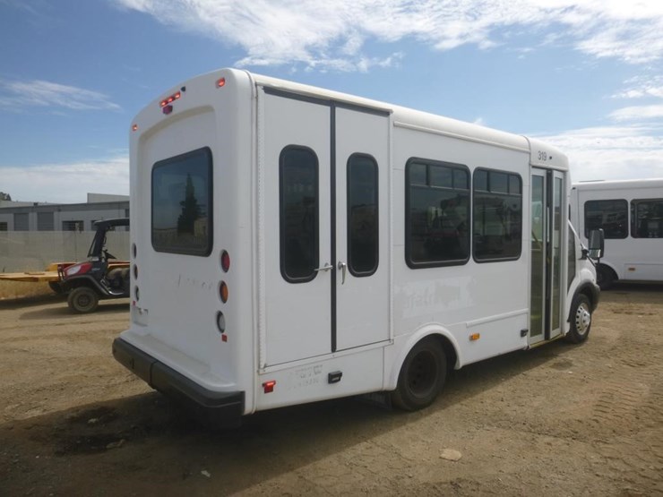 2019-ford-transit-image-3