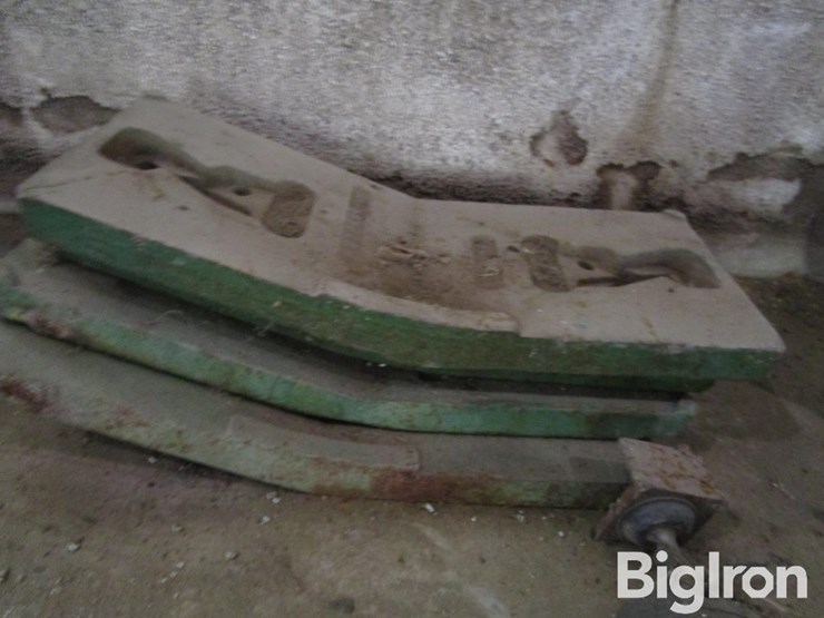 john-deere-4430-front-weights-image-6