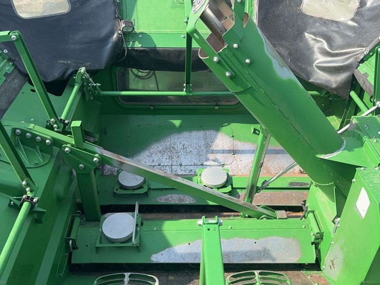 2023-john-deere-s780-image-57