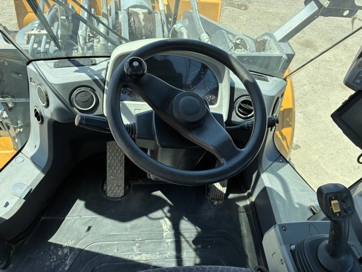 2022-xcmg-xc958u-image-17