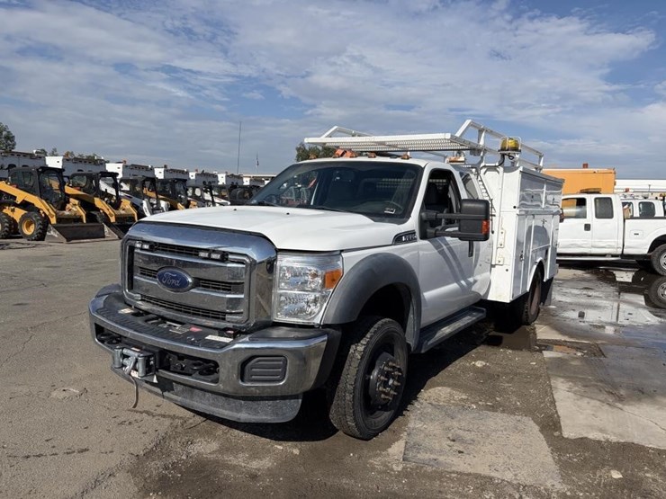 2016-ford-f450-xlt-sd-image-1