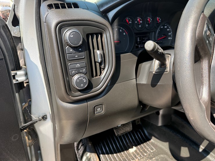 2021-chevrolet-silverado-2500hd-image-20