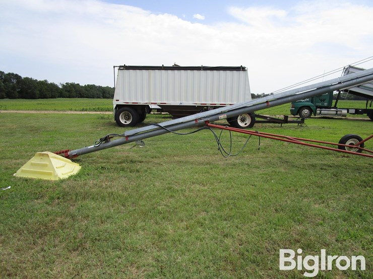 hutchinson-6"-x-45'-hydraulic-drive-auger-image-9