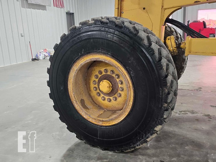 2006-deere-670ch-ii-image-26