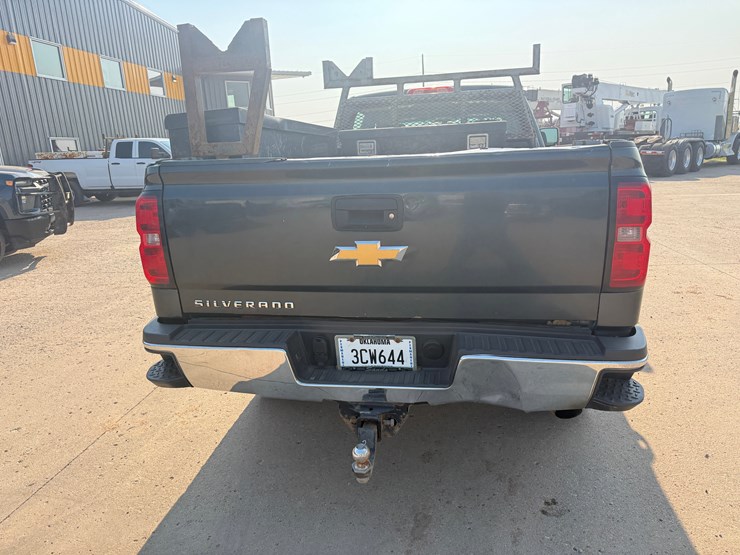 2019-chevrolet-silverado-2500hd-image-7
