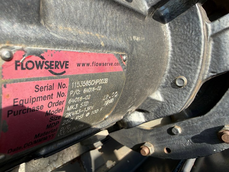 2012-john-deere-6068hf485-image-32