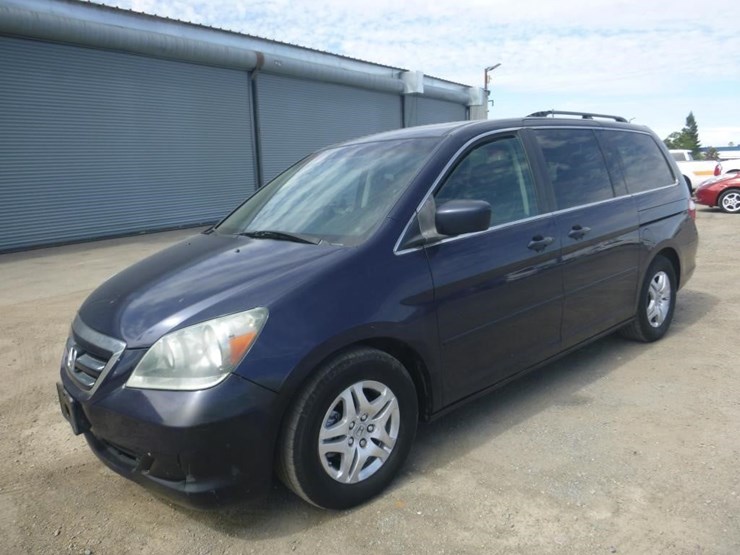 2007-honda-odyssey-image-1