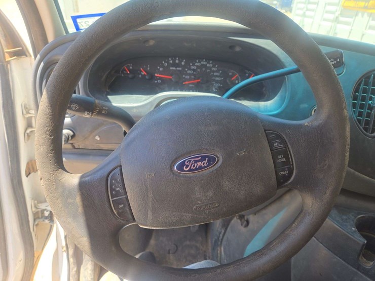 2007-ford-e350-image-18