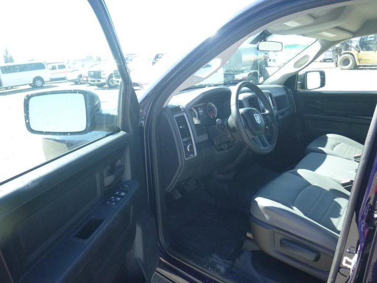 2016-dodge-1500-image-5