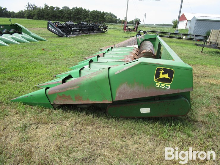 john-deere-853-image-8