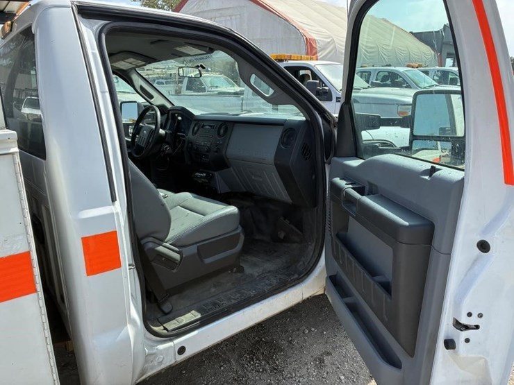 2014-ford-f250-sd-image-12