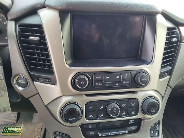 2015-gmc-yukon-xl-image-12