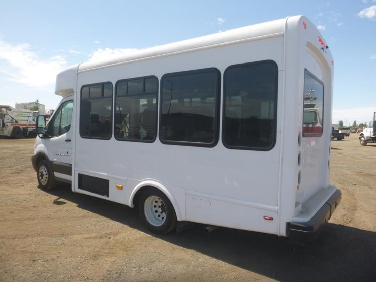 2019-ford-transit-image-4