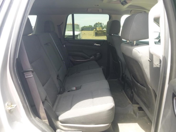 2015-chevrolet-tahoe-image-20